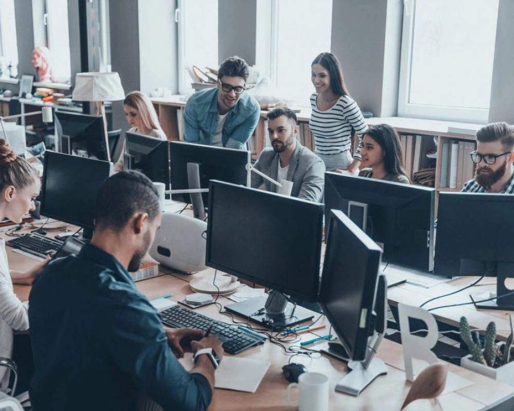 working-day-in-office-